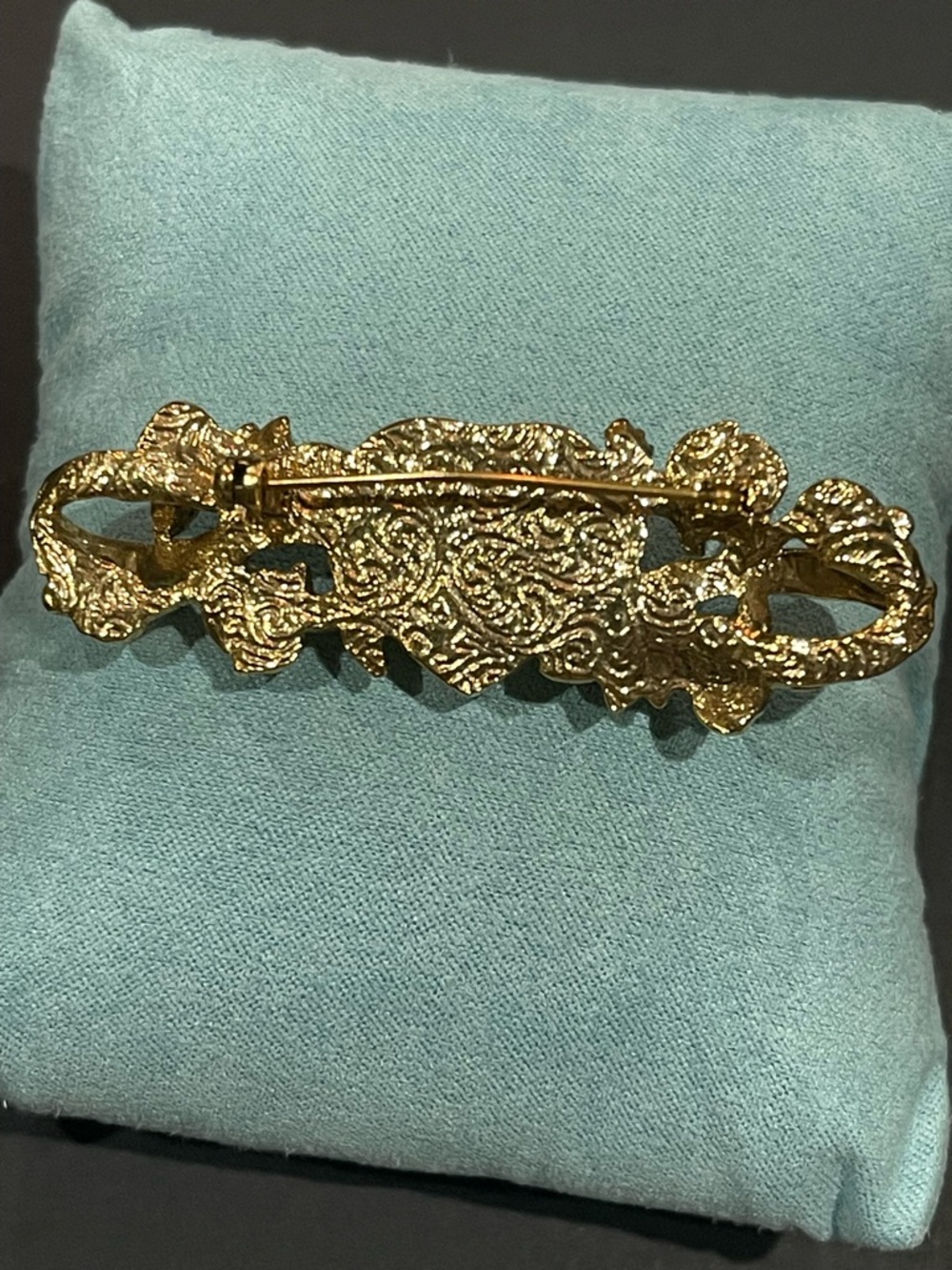 1928 Gold-Tone Heart Pearl Floral Brooch with Pink Accents - Picture 6 of 8